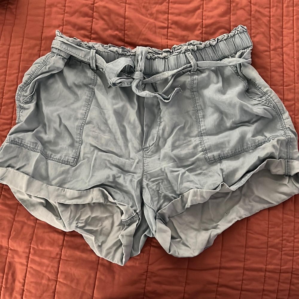 Aerie Light Wash Paperbag Shorts